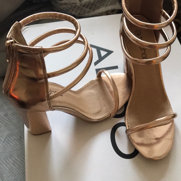 rose gold sandals boohoo